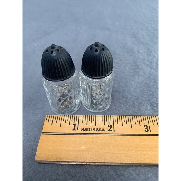 Vintage Diamond Cut Glass Salt & Pepper Shakers with Black Tops 1950s - Picture 5 of 7